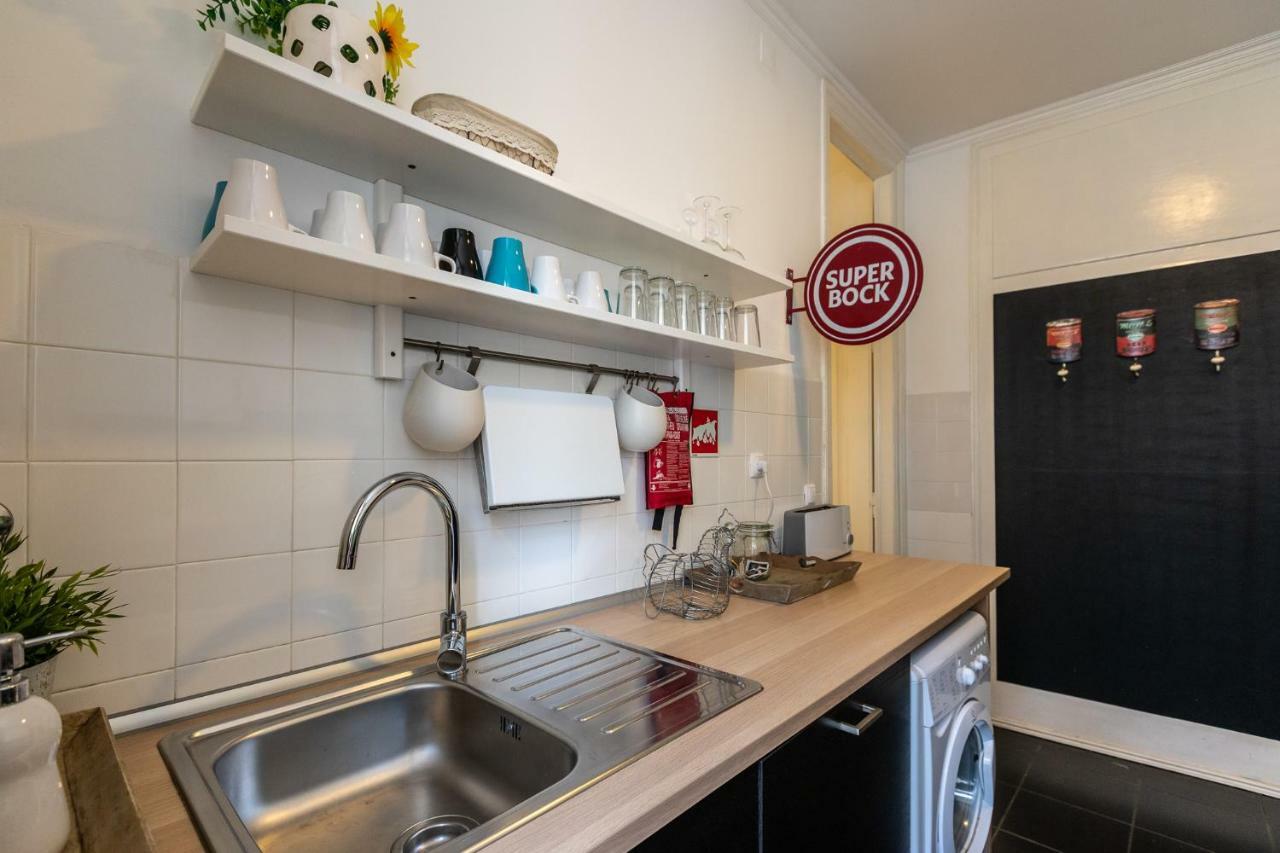 Stylish Apartment For Travelers - Bp2 リスボン エクステリア 写真